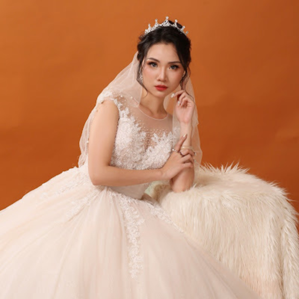 Meet your Posher, Ngoc